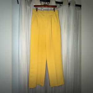 Gorgeous Zara Yellow High-Waisted Pants Size Medium